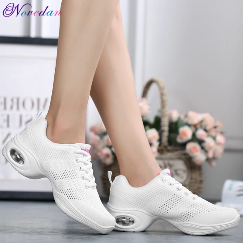 Женские кроссовки Jazz из дышащего сетчатого материала с мягкой подошвой цвета на