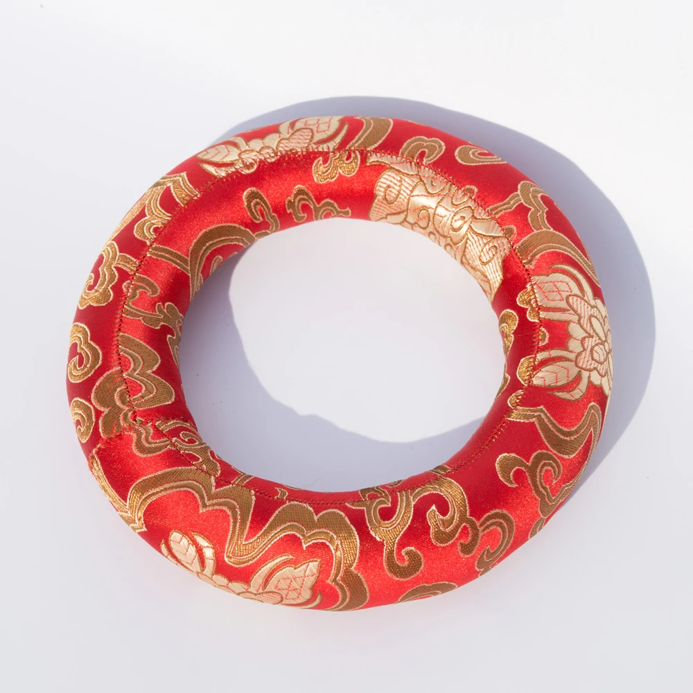 Красное тканевое уплотнительное кольцо для хрустальных поющих чаш Бесплатная