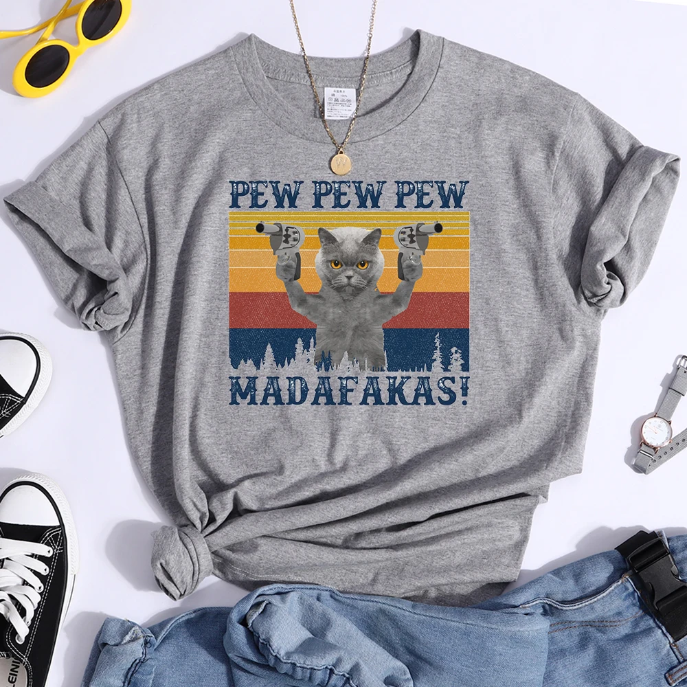 Женская футболка Pew с принтом двух пистолетов и кошек модная простая в стиле