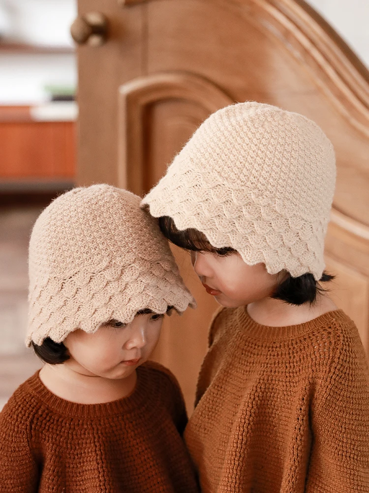 

Children's Korean Knit Hat Tie-dye Ripple Design Simple Baby girls Winter Wild Wool Hat