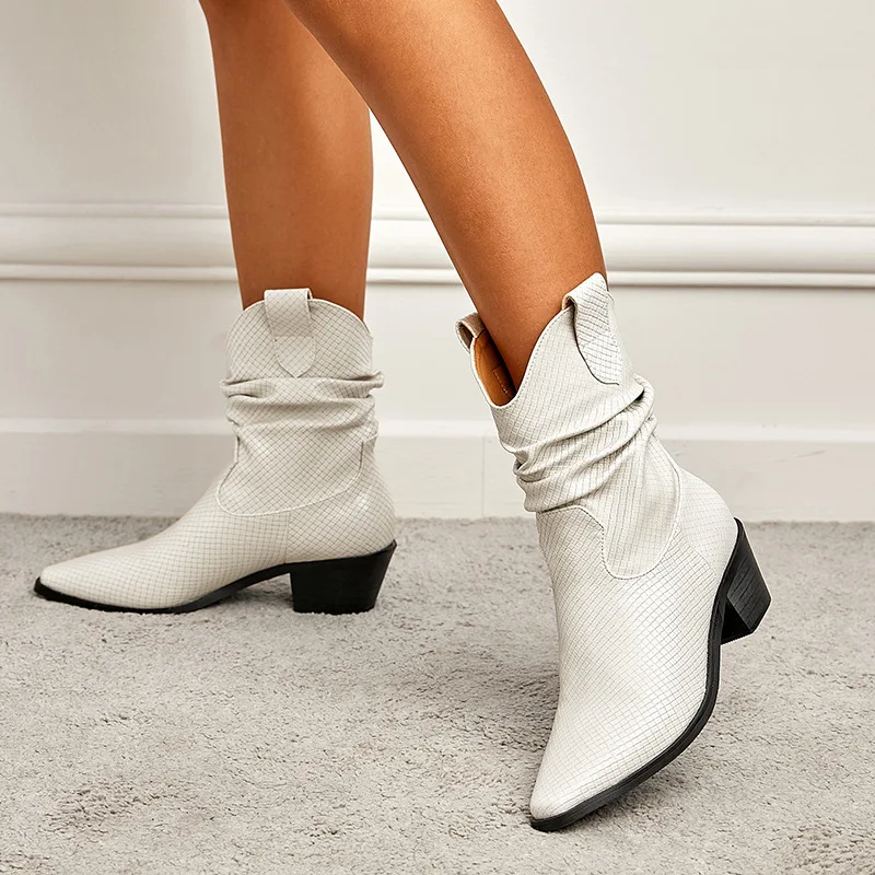 

Женские ботинки из натуральной кожи, черные ботинки с круглым носком, на среднем каблуке