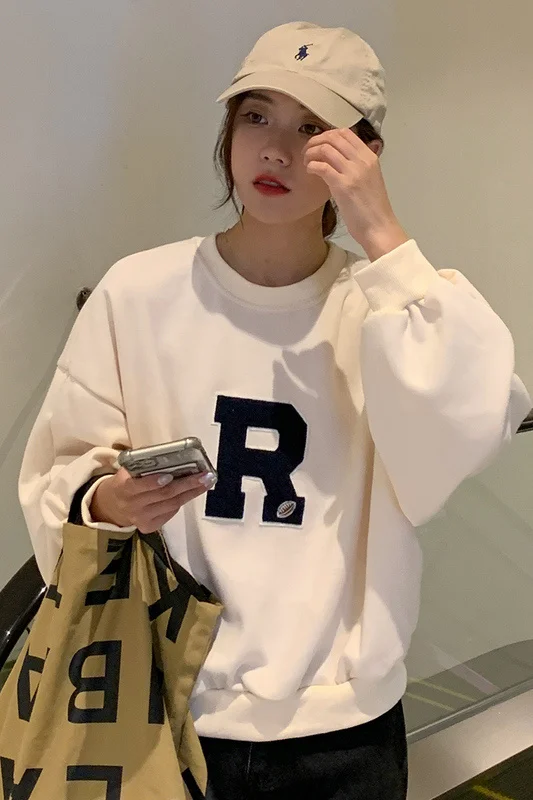 

Real Shot Lantern Sleeve Sweater Women's Loose Korean Style Simple Words