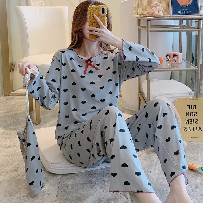 

Аппликация "любящее сердце" Южная Корея тряпичным мешком пижамы для женщин; Сезон весна-осень; Тонкие свободные верхняя одежда, одежда с дли...