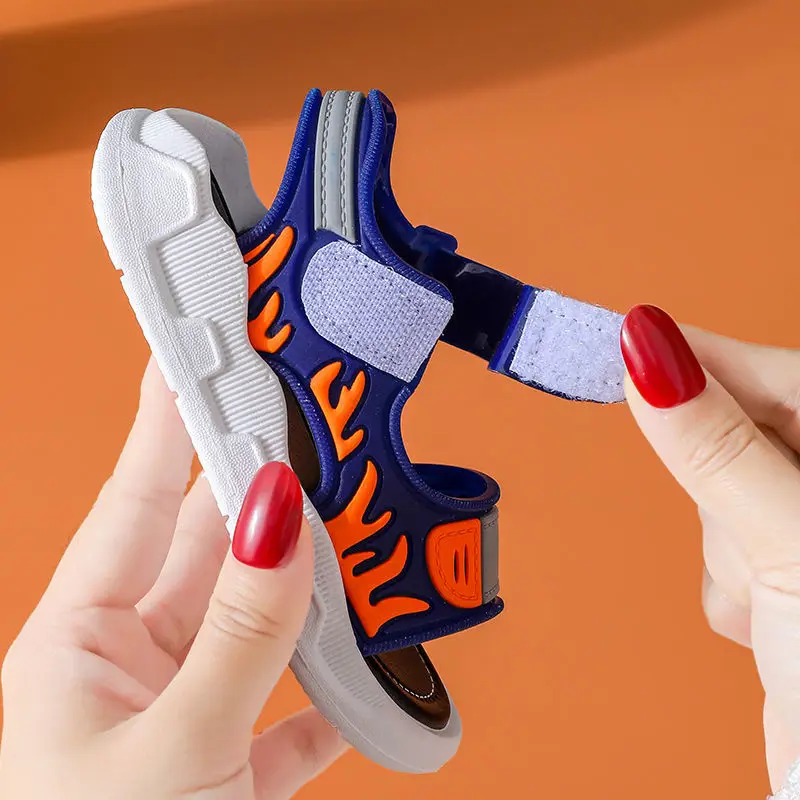 Sandalias antideslizantes de fondo suave para ni&ntilde;os, zapatos de playa a la moda, novedad de verano, 2021-4