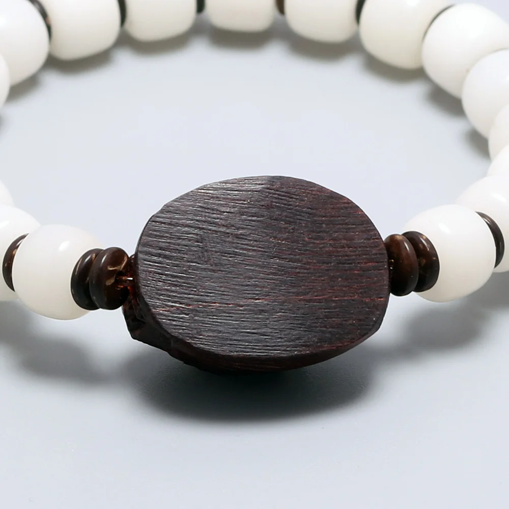 Браслет из натуральных бусин женский и мужской с красным сандаловым деревом |