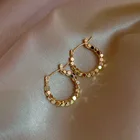 Модные маленькие золотые серьги-кольца Qquare из бисера для женщин корейская мода из цинкового сплава металлические круглые очаровательные Висячие серьги для вечеринок ювелирные изделия