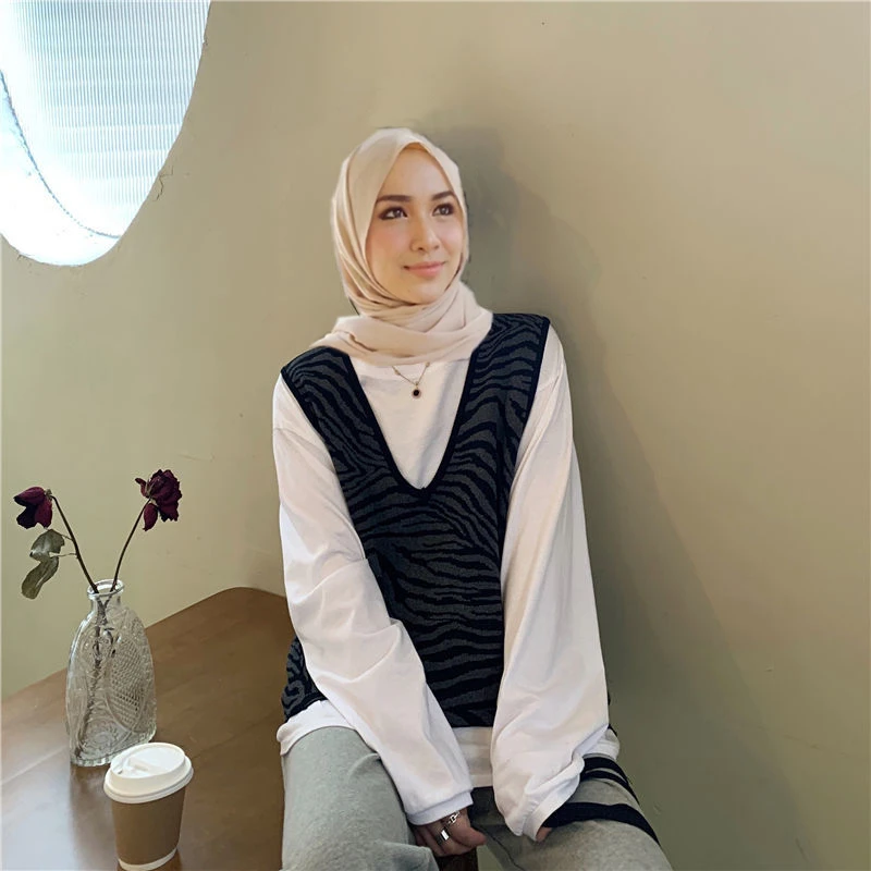 

Muslim Abaya Harajuku Style Zebra Two Pieces Vest +T Shirt Personality Casual Kaftan Long Sleeves Tops Clothes Women Blouse