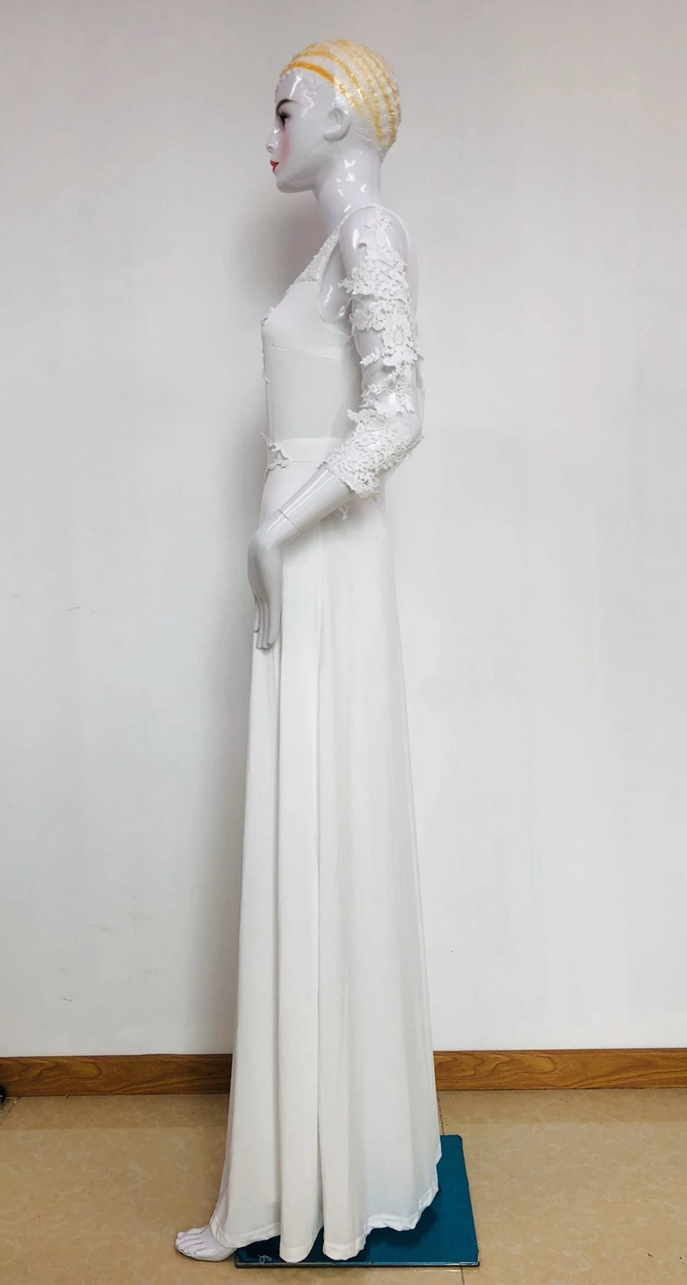 Комбинезон женский кружевной пикантный Белый боди с длинным рукавом