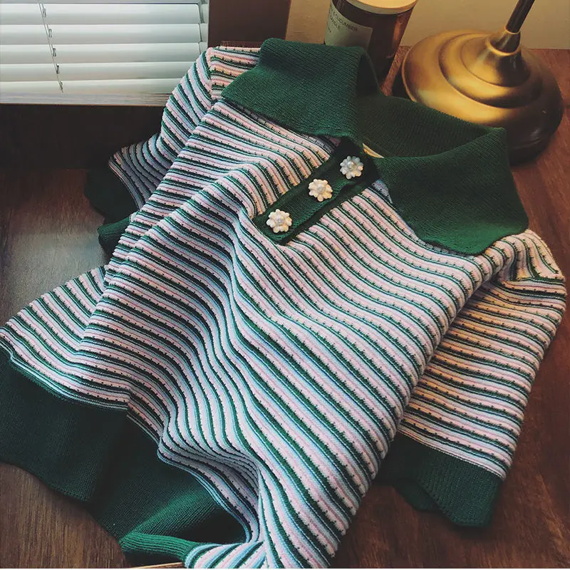 Женская трикотажная футболка в полоску с отложным воротником Корейском стиле |