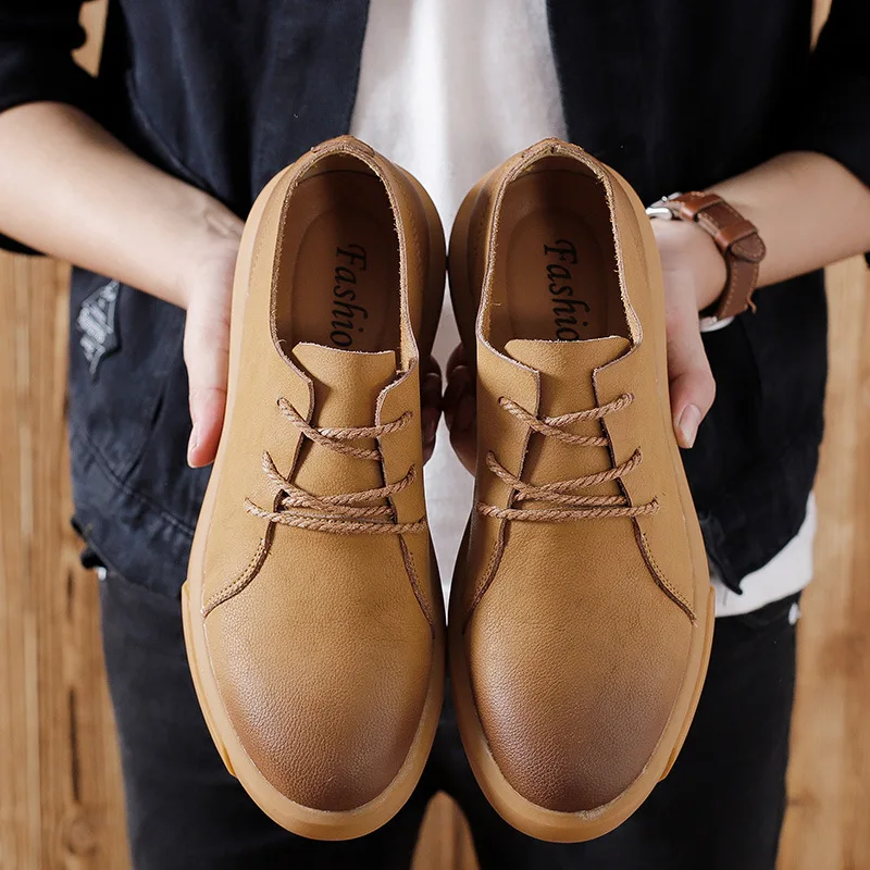 

Men Casual Leather Shoes Low-top Men Martin Boots Soft Soles Outdoor Hiking Shoes Waterproof Casuales Sneakers Plus Size 38-47