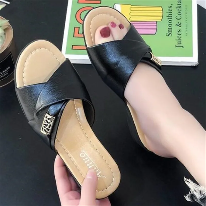 

Slope heel large size slippers women 2021 new breathable platform womens sandals fashion casual sandals women slides beach shoes