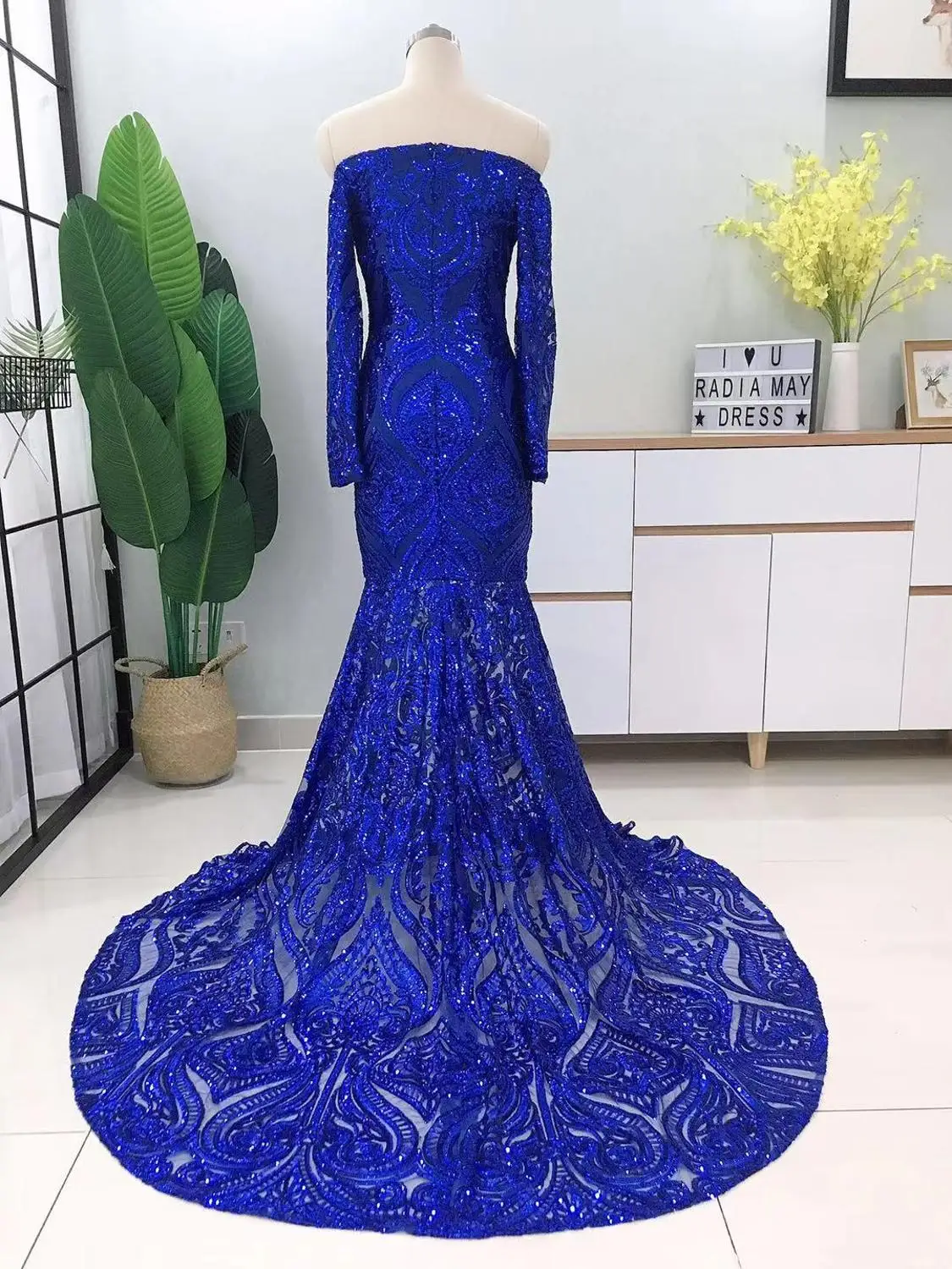 Женское платье с длинным рукавом серебристое платье-русалка модель 2021