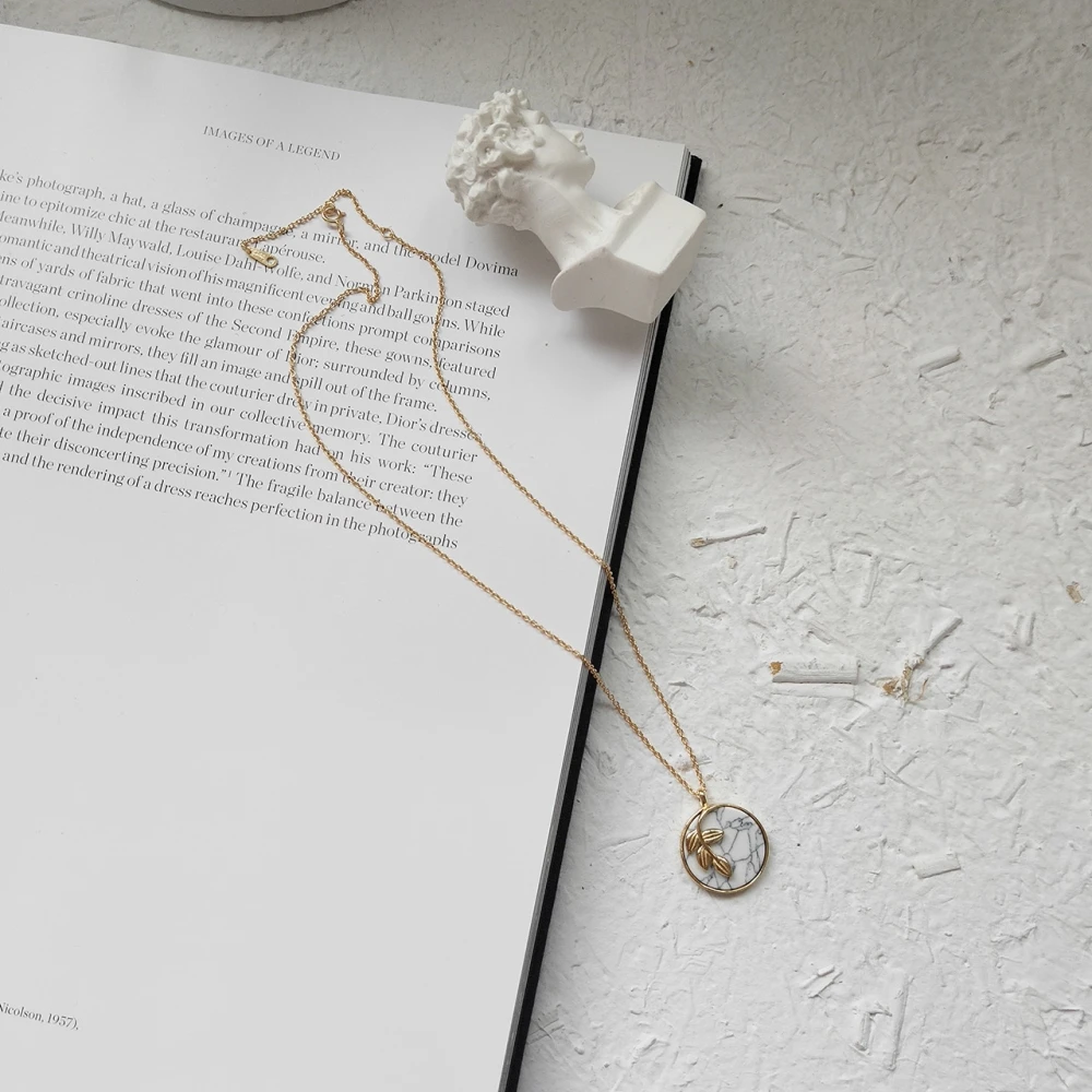 Женская круглая подвеска из серебра 925 пробы исцеляющая Чара с листочками дерева