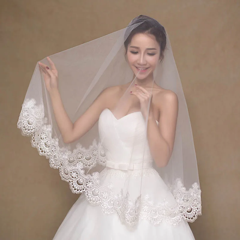 

Appliqued Long Ivory Bridal Veil 3M Lace Edge Veil For Church Mantilla Cathedral Wedding Veil One Layer 1.5M Short Veil Bride