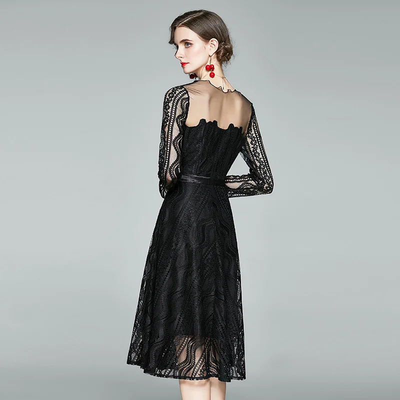 

COIGARSAM Embroidery Women dress New Dresses Black 8704