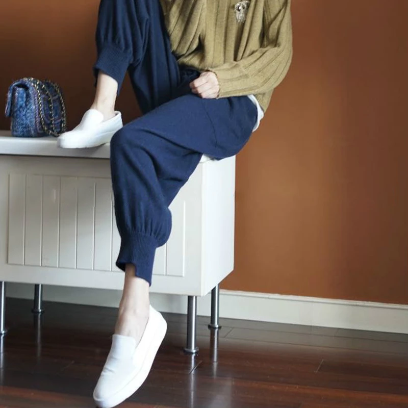 

Women Casual High Waist Bloomers Feet Loose Knit Wool Long Carrot Pants New Wear Harem Pants Cashmere Pants