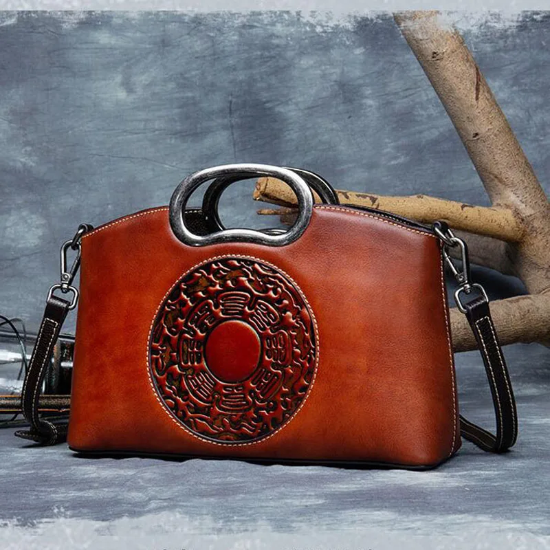 

2022 New Trend Real Cowhide Fashion Messenger Bag luxury Handbag High Quality Retro Totem large capacity shoulder bag