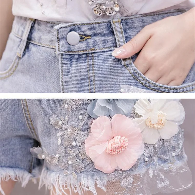 

2020 New Summer 2 Piece Set Women Heavy Work Embroidery 3D Flower Tshirts + Short Jeans 2pcs Clothes Sets Casual Suits Outfits