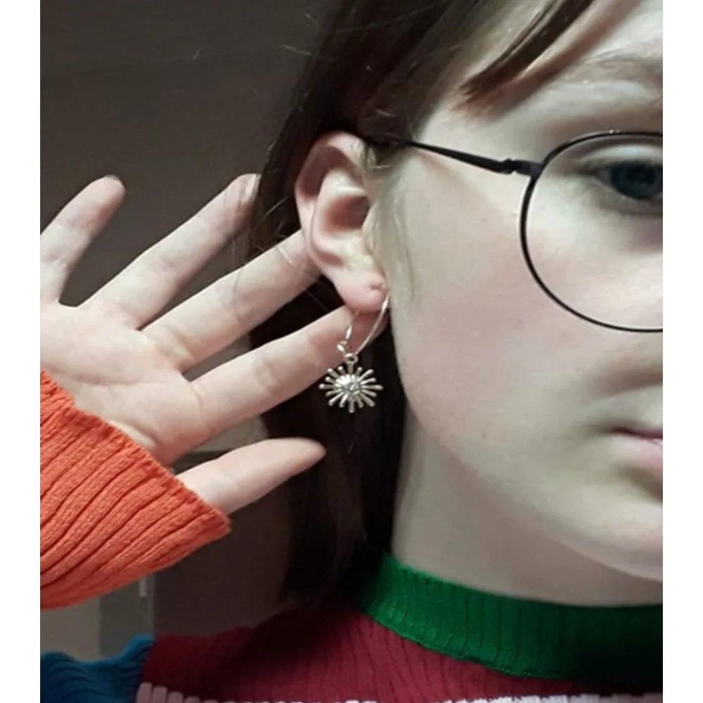 Модные серьги с золотым покрытием филигранные очаровательные прозрачным камнем