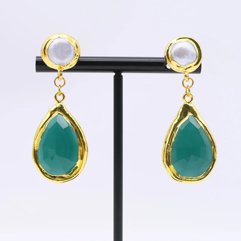

Culture White Pearl Natural Green Jade Gems Stone Stud Earrings