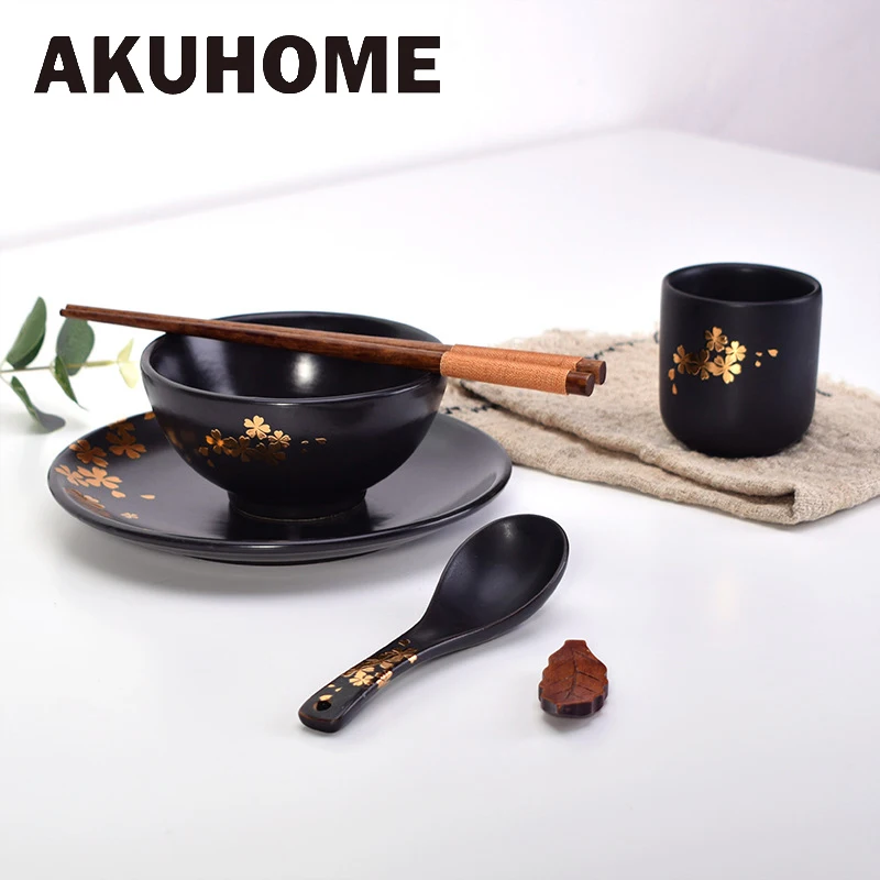 Наборы керамических тарелок столовая посуда в японском стиле фарфоровые сервизы