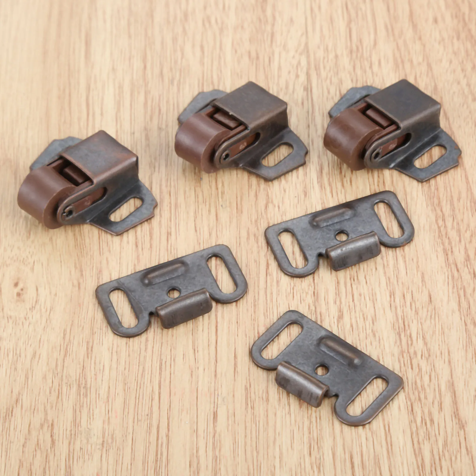 DRELD 4pc Cabinet Door Stopper Spring Touch Latch Ball Roller Catches Wardrobe Stoppers Damper Buffer Furniture Hardware 31*37mm |