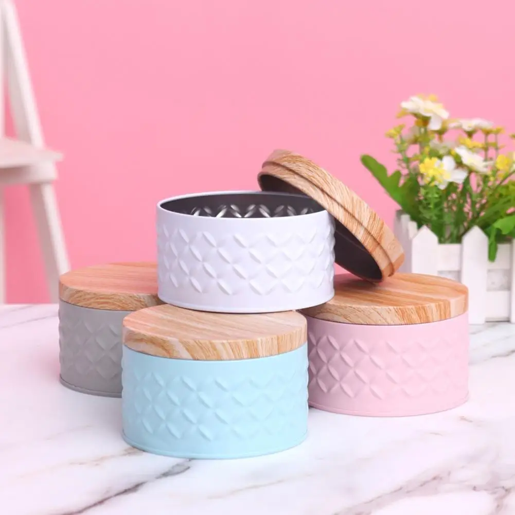 

Long Lasting Useful Empty Iron Candy Storage Box Metal Storage Tin Box Eye-catching for Chocolate
