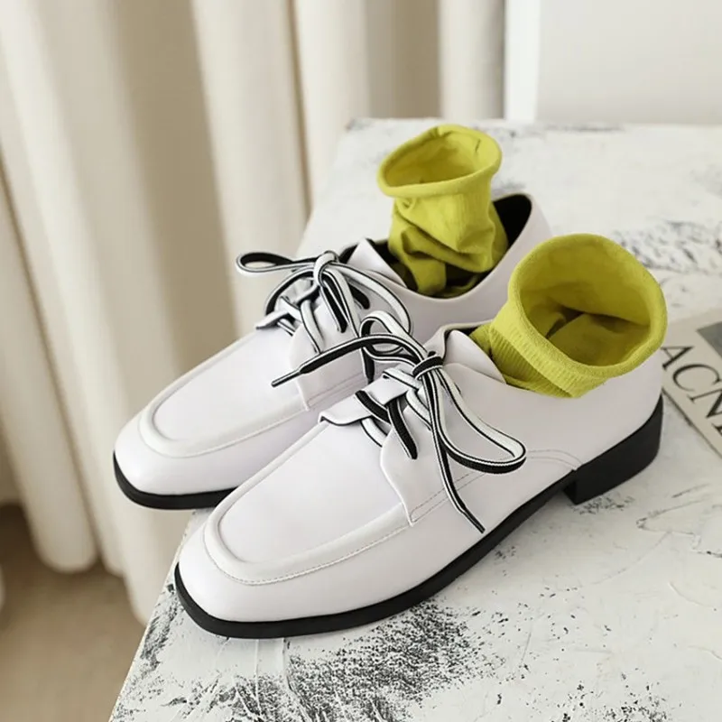 Туфли оксфорды женские на низком каблуке кожаные винтажные лоферы повседневная