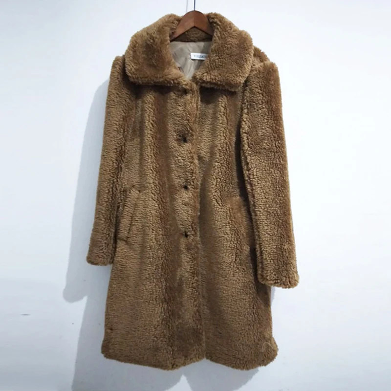 Коричневая шуба из искусственного меха ягненка женская повседневная 2020 осень