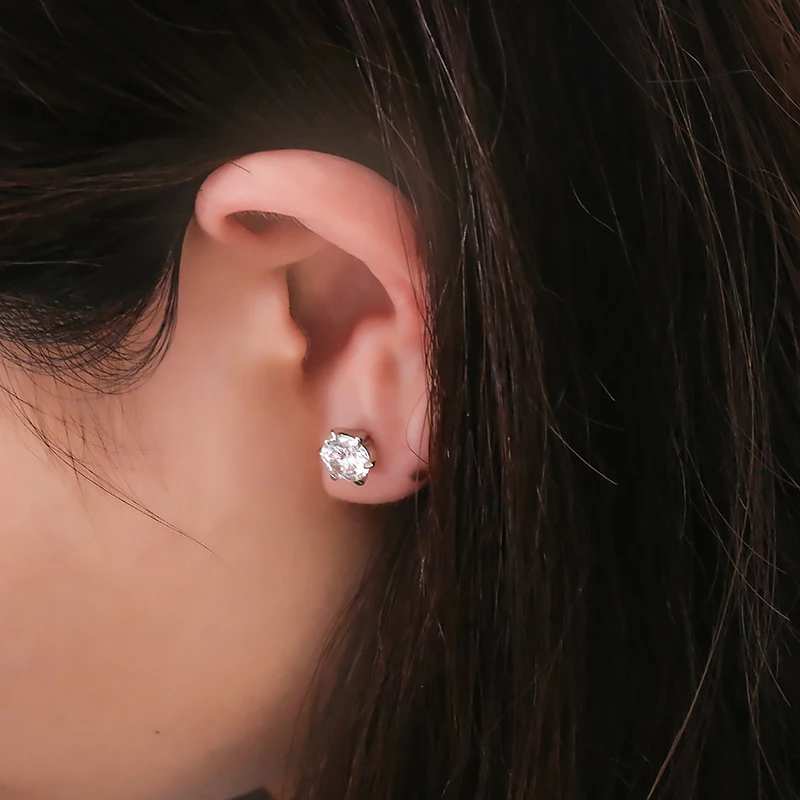 Круглый бриллиант AEAW с муассанитом всего карата|Серьги-гвоздики| |