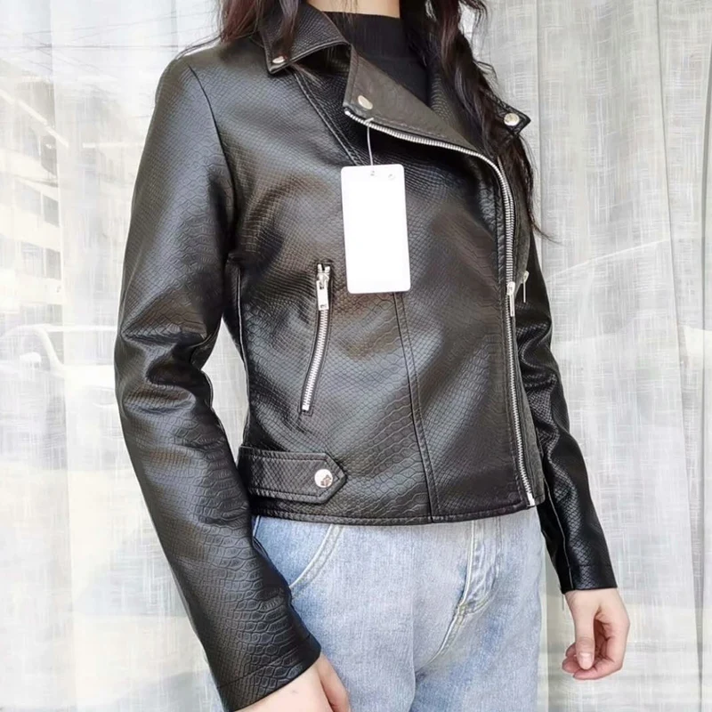 

Fitaylor 2020 New Faux Soft Leather Black Punk Jacket Coats Women Pu Motorcycle Rivet Zipper Faux Serpentine Short Outwear