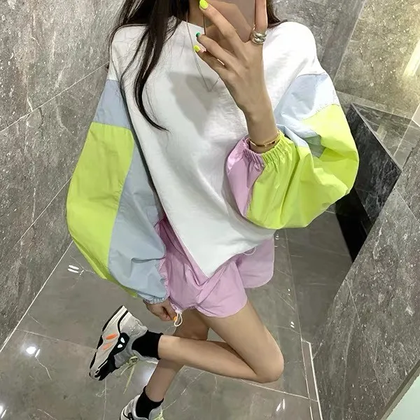 

Korea 2021 New Fashion Hit Color Batwing Long Sleeve Loose Pullover Top + Casual Short Pants 2 Piece Set Women set