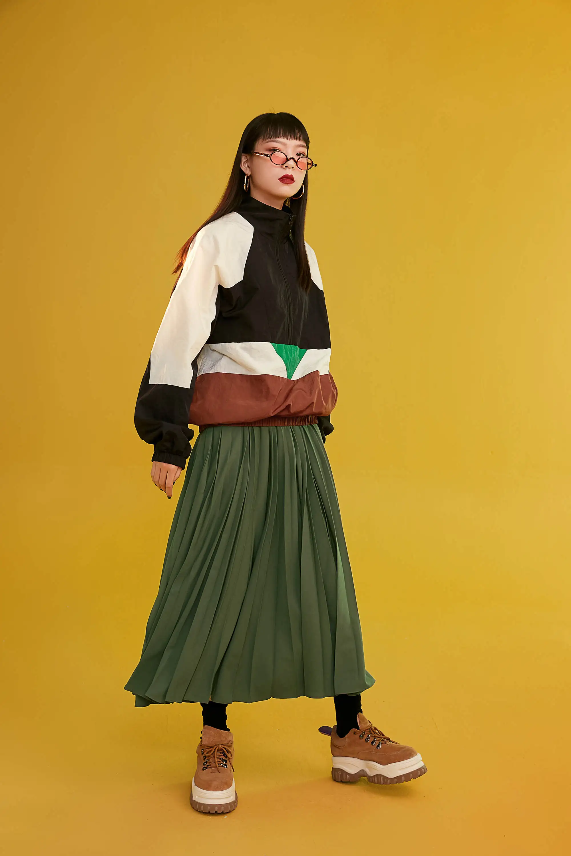 

Vintage Pure Korean Ladies,Daily Pleated Bottom Green Solid High Waist Casual Women Midi Skirt,2021 Autumn