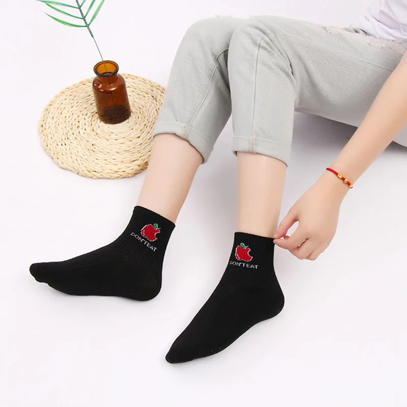 Милые однотонные женские Носки с рисунком фруктов хлопковые японские черные