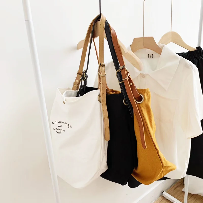 Повседневные женские сумки среднего размера с буквенным принтом холщовая