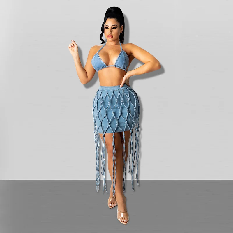 Летнее женское джинсовое платье вязаное крючком без рукавов на молнии