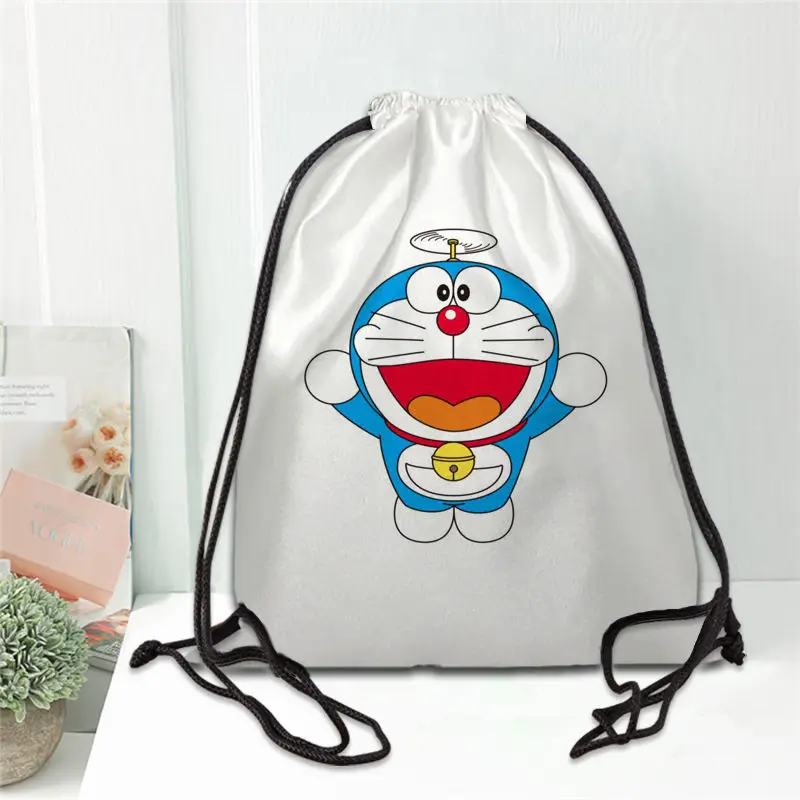 

Рюкзак на шнурке Doraemon с принтом на заказ, сумка для обуви, многофункциональные атласные сумки на шнурке для путешествий, пляжа, школы
