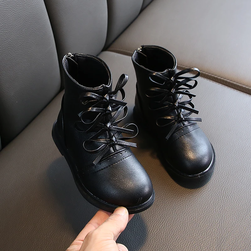 Детские ботинки на мягкой подошве сезон осень зима обувь сплошного цвета