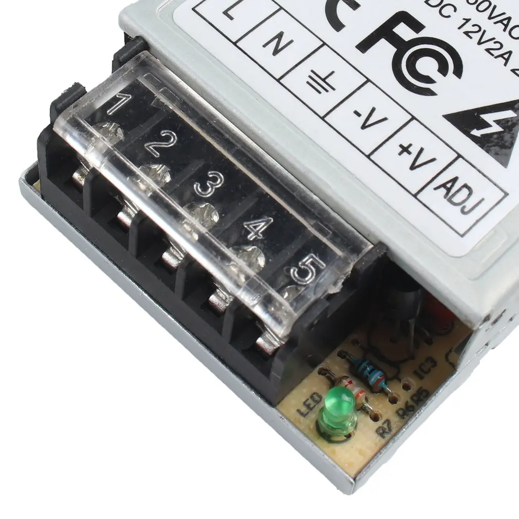 Универсальный импульсный источник питания переменного тока в постоянный ток 12 В