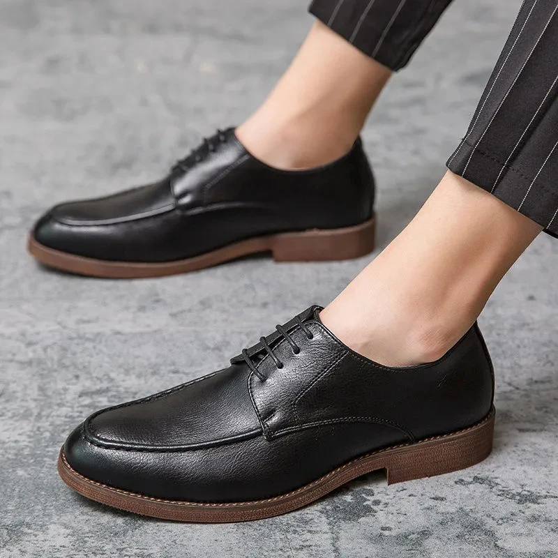 

Men's Large New Fashion Casual Black Business Formal Casual Shoes Autumn Fashion Soft Bottom Lace Up Men's Leather Shoes
