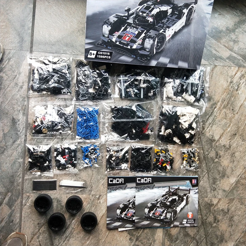 Конструктор детский гоночный супер автомобиль C61016 из строительных