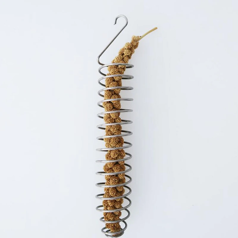 Новинка 2021 портативная подвесная спиральная кормушка птицы попугай еда для