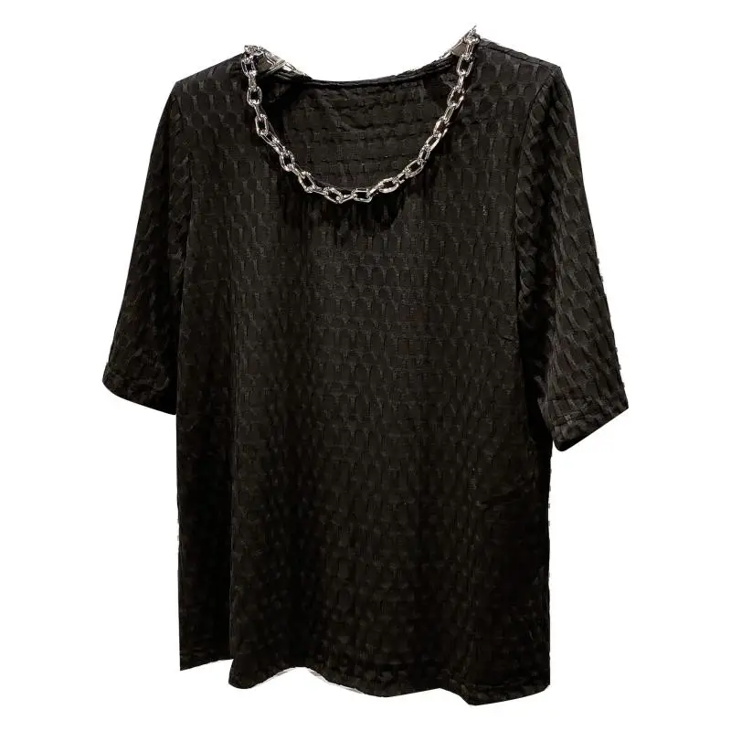 

Embossed Fabric Metal Chain Collar Short Sleeve T-shirt For Women 2021 Summer New White Black Tops