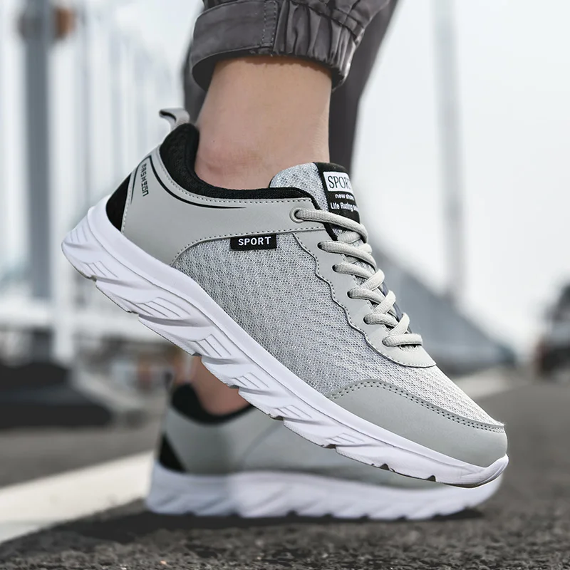 

2021 New Mens Shoes Breathable Mesh Vulcanize Shoes Lightweight Men's Sneakers Fashion Casual Shoes Footwear Tenis Masculino
