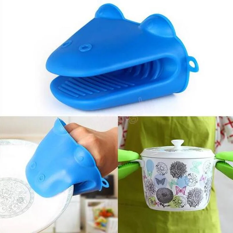 

Cute Hippo Microwave Oven Insulated Non-slip Glove