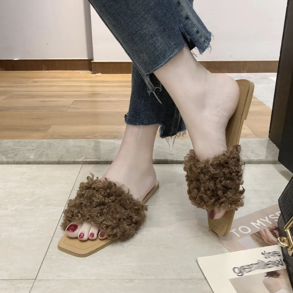 

Women's Fashion Hair Ball Low Heel Sandals Beach Shoes Flat Sexy High Quality Outsid Ladies Shoes Non-Slip Slippers