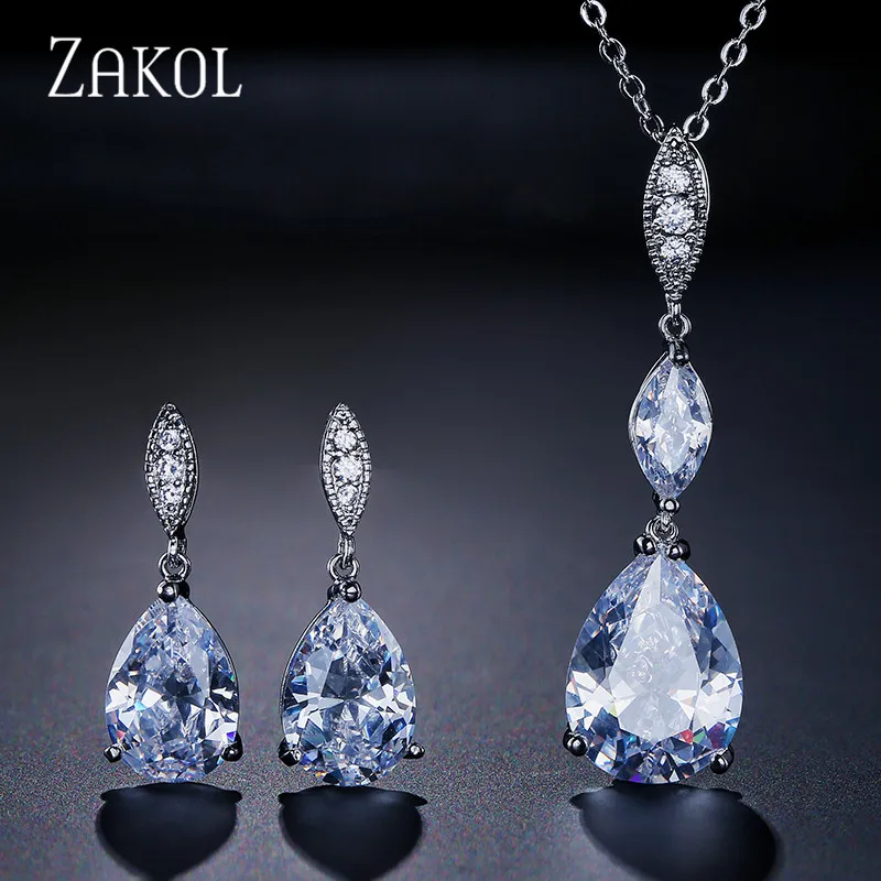 Комплект из серег и подвески с фианитами в виде капли воды|necklace set|brand necklace setnecklace