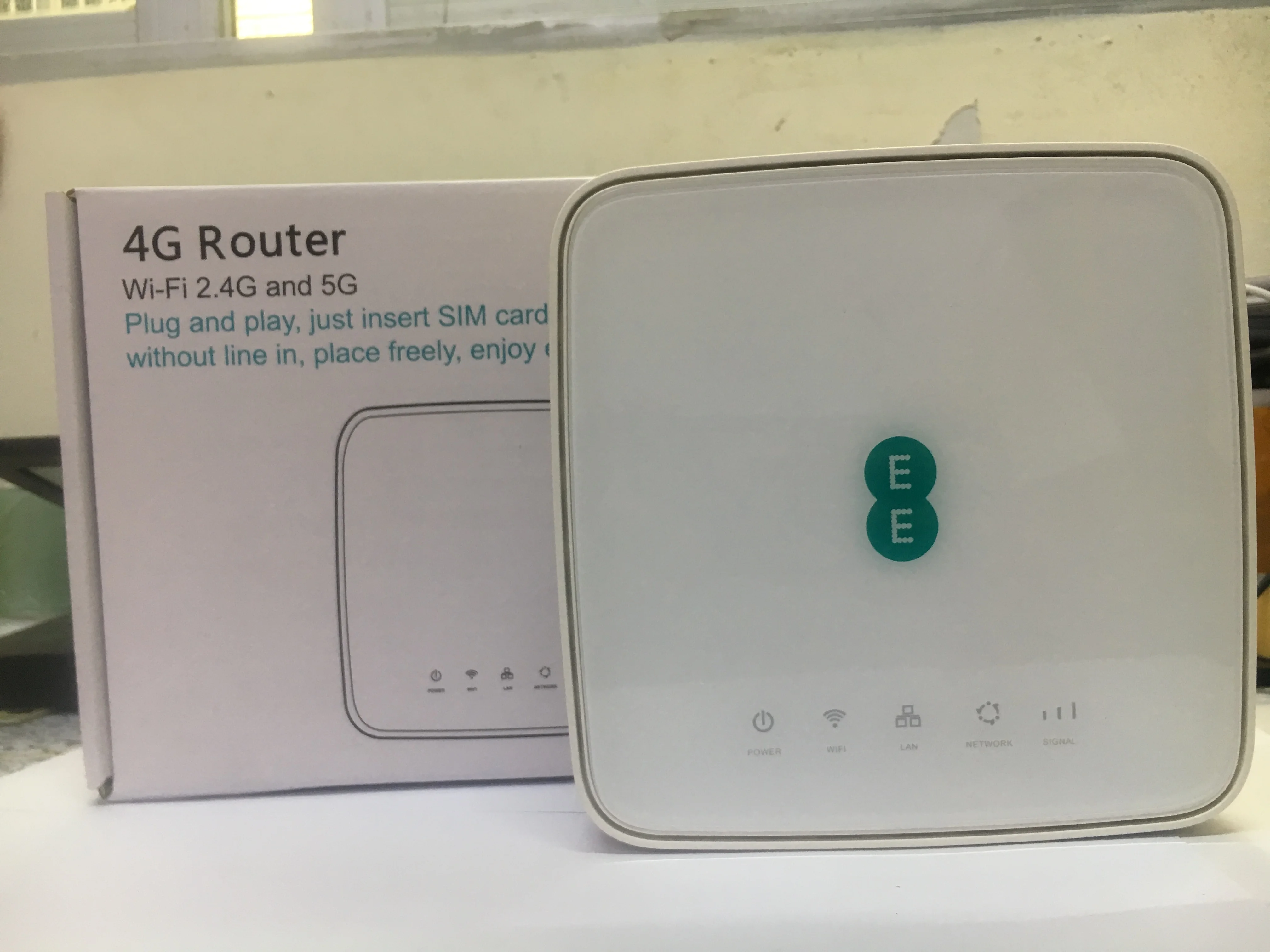 Wi-Fi-роутер Alcatel HH70 300 Мбит/с LTE Cat7 4g LinkHub HH70vb 5 ГГц усилитель сигнала для sim-карты |