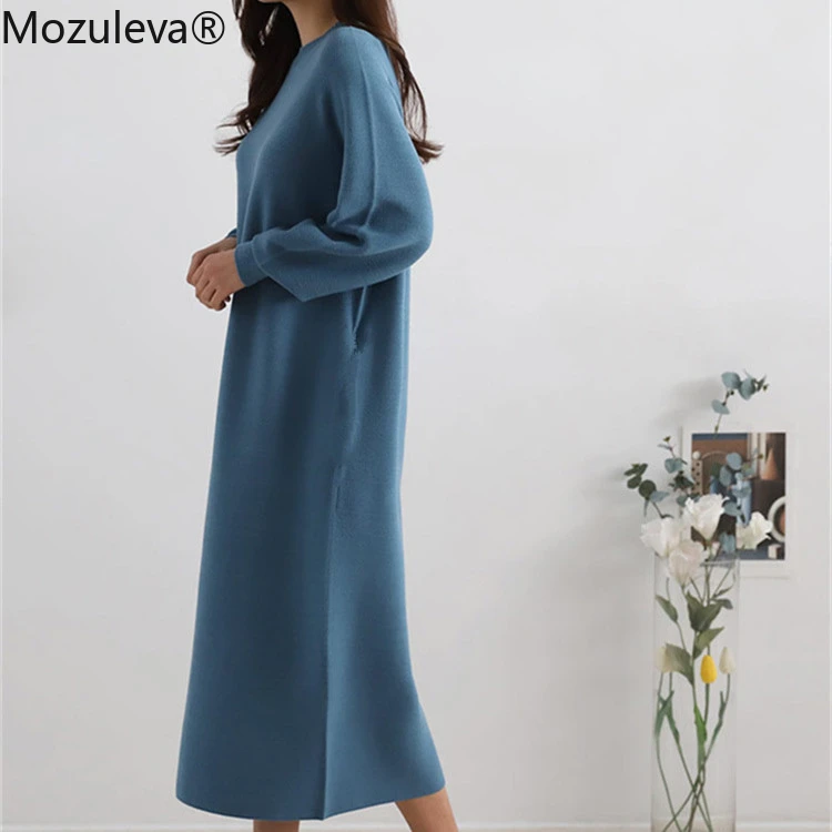 Женское вязаное прямое платье-свитер Mozuleva однотонное Повседневное платье до