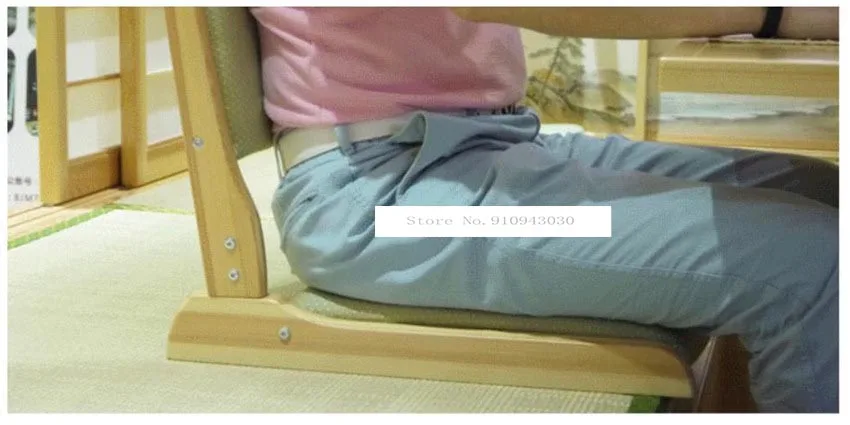 Простой однотонный деревянный складной стул в японском стиле с камфором для